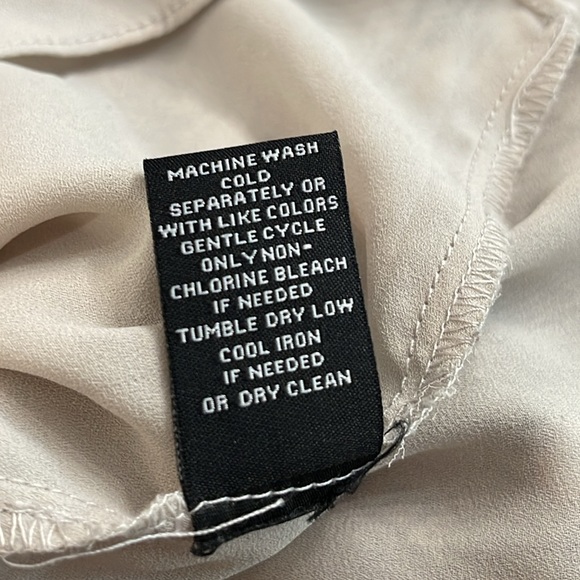 Split back Tank - Picture 11 of 11